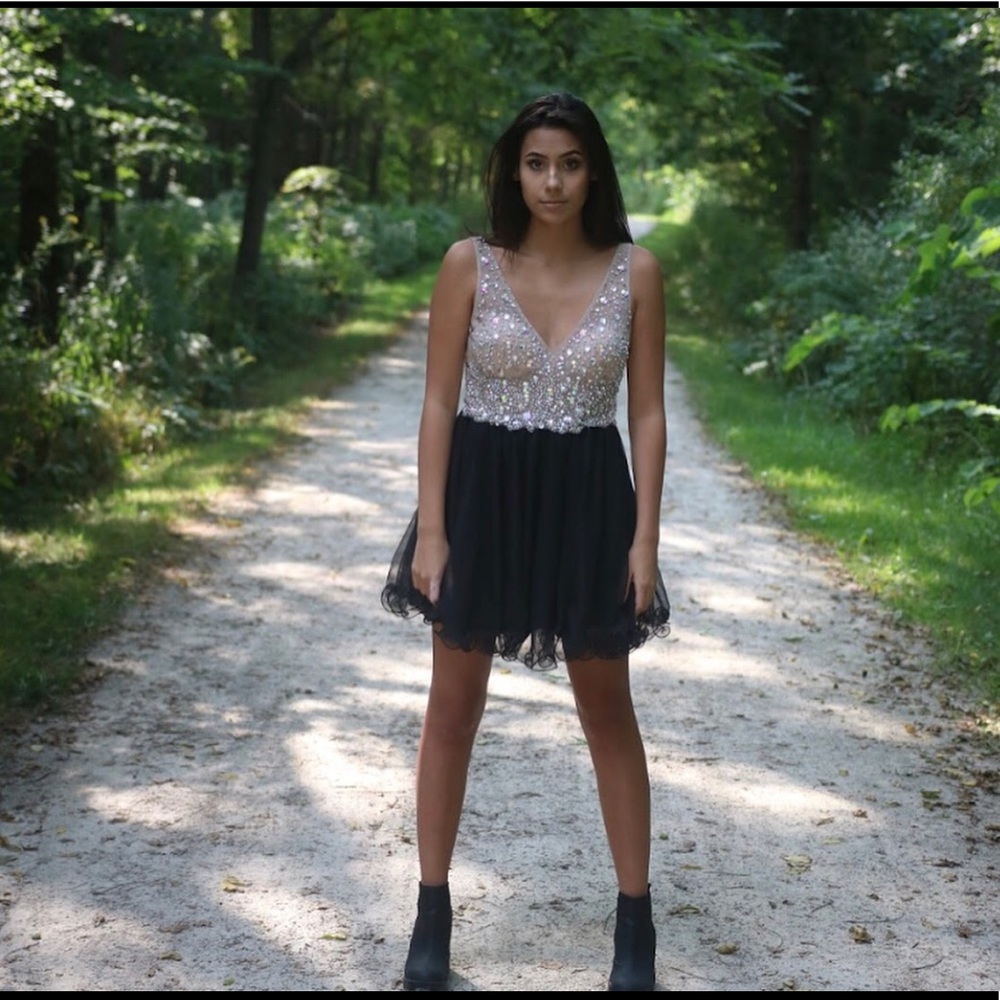 Short formal dress